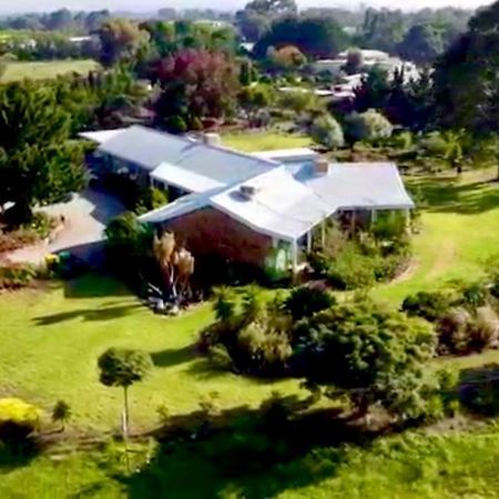 Melbourne Garden Bed And Breakfast Melton South Экстерьер фото